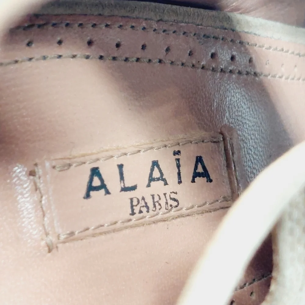 Alaia Beige Cut Out Suede Lace Up Peep Toe Heeled Ankle Booties M817 - Picture 10 of 15